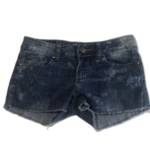 DLD-9745 Denim Shorts Raw Hem‎ Distressed Acid Wash Blue Size 1/32 - Picture 1 of 13